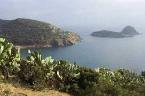 Click the image to view photos taken whilst walking on this 1-day itinerary.